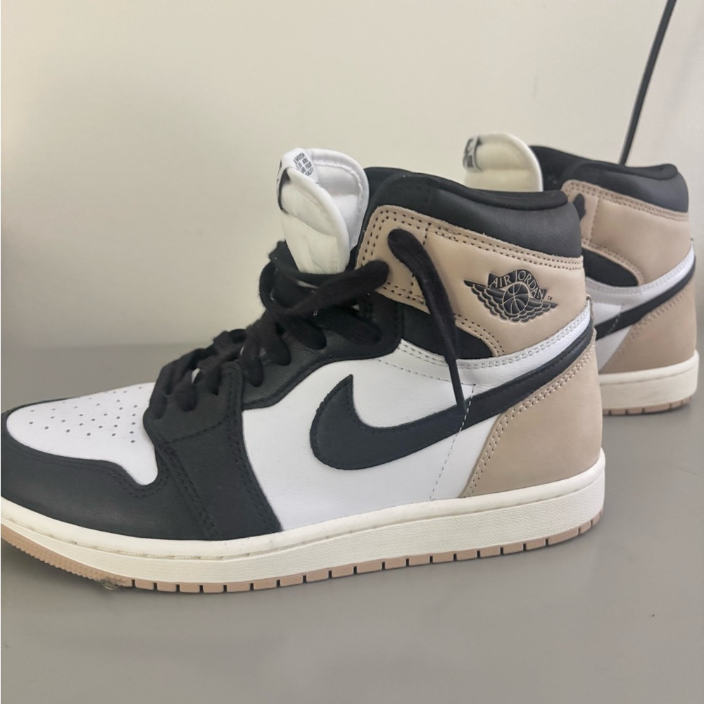 WOMEN'S AIR JORDAN RETRO 1 HIGH OG CASUAL SHOES